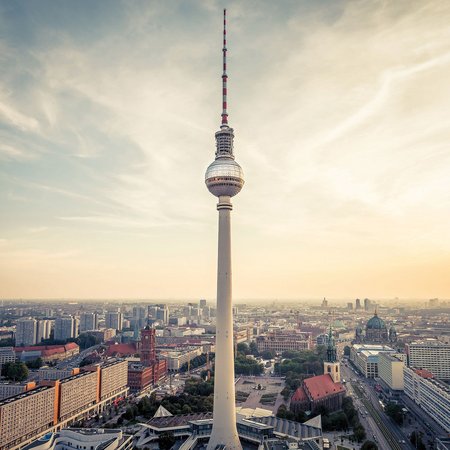 Stadtübersicht der Hochzeitslocation Berliner Fernsehtum in Berlin bei Tag