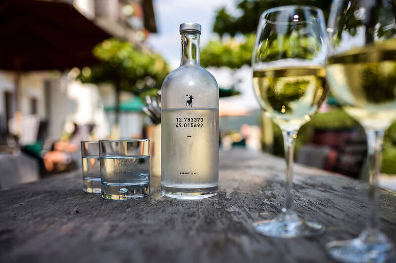 maibrunnen_Wasserflasche_drinking_wein_genuss