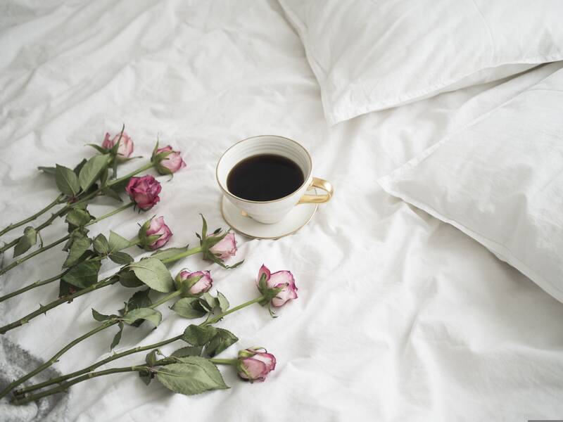 roses, coffee, petal of a rose, romantic, nature, pillows, linen, bed, coffee, linen, bed, bed, bed, bed, bed