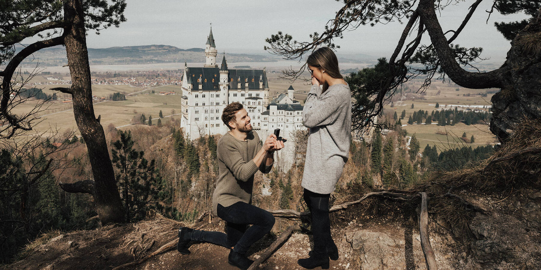 Romantischer Heiratsantrag im Hotel Rübezahl in der Nähe des Schloss Neuschwarnsteins